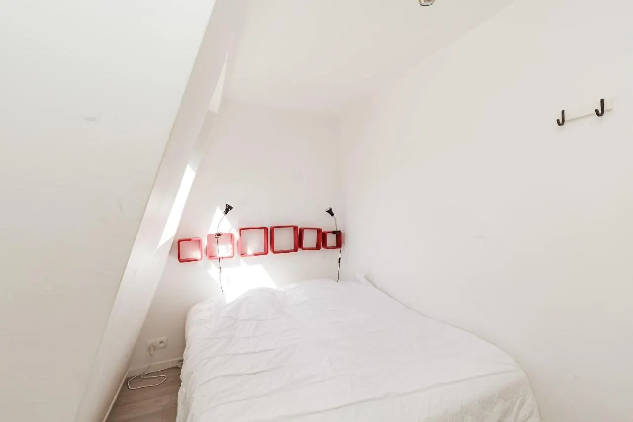 Nice 45M Near The Louvre Museum Париж 0*,  Франция