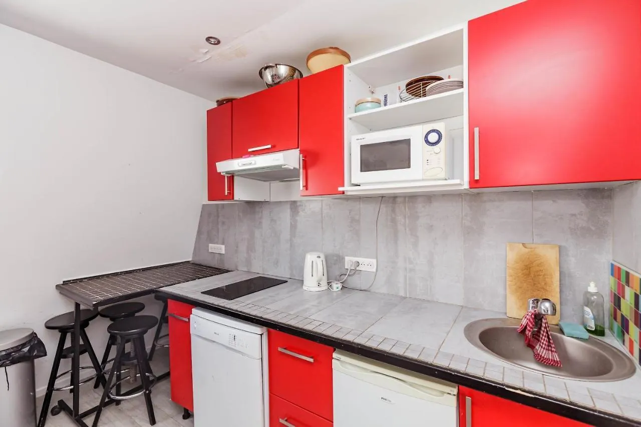 Nice 45M Near The Louvre Museum Paris Apartment
